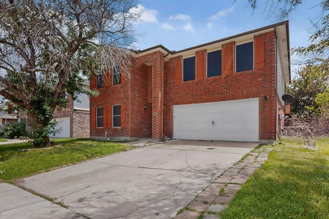 Building Photo - 2216 Chestnut Dr
