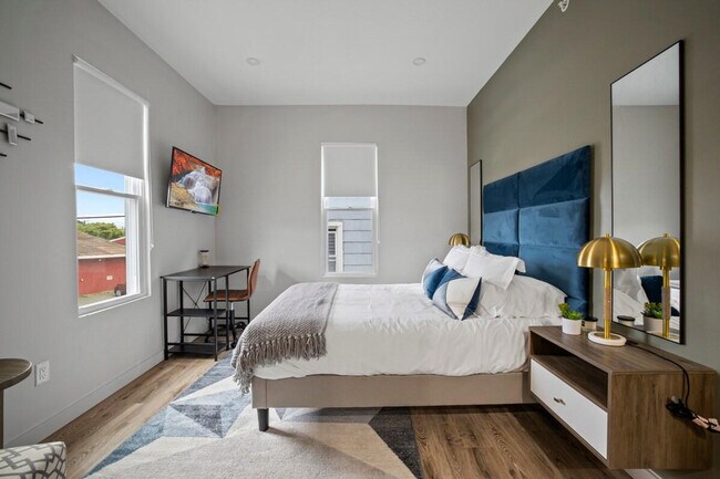 Building Photo - 154 NY-211