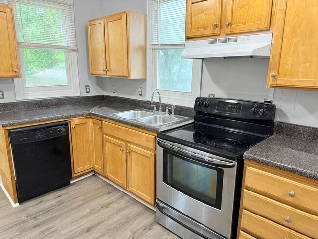 Building Photo - Great 3 Bedroom Home for Rent