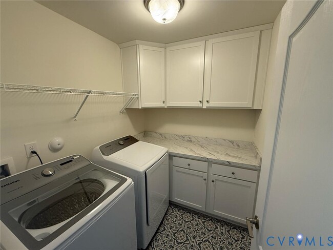 Building Photo - 10810 Porter Park Ln
