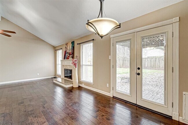 Building Photo - 3915 Stovepipe Ln