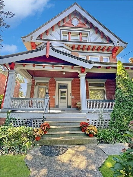 Primary Photo - 926 Savannah Ave