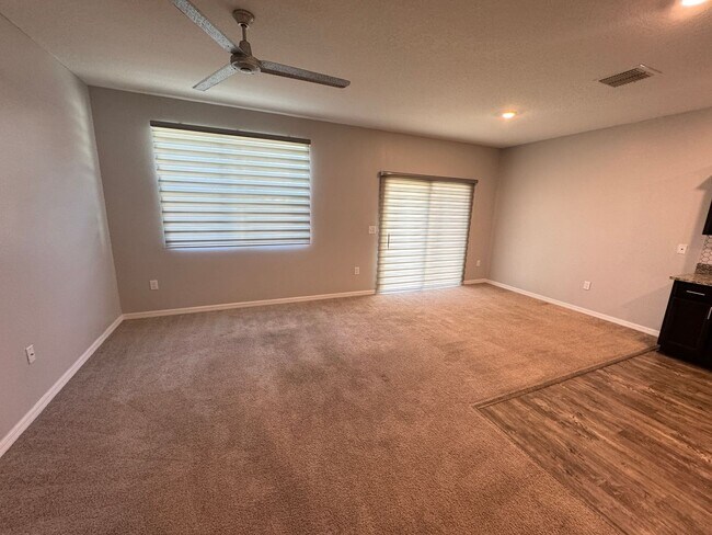 Building Photo - Your Dream Home Awaits in the Heart of Dav...