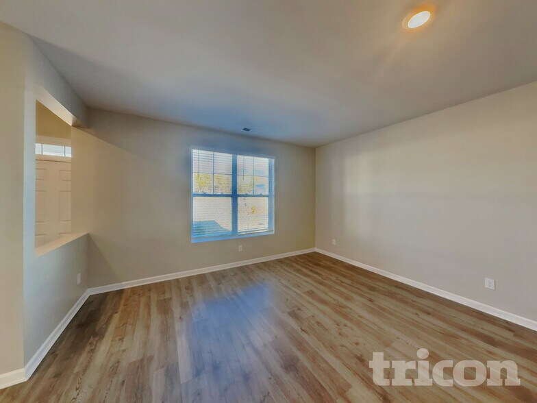 Building Photo - 1428 Ashfield Pl