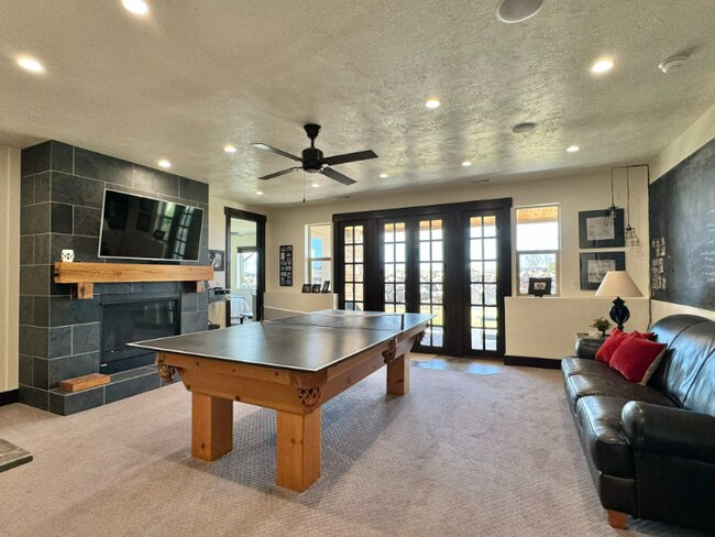 Building Photo - 658 S 1920 W