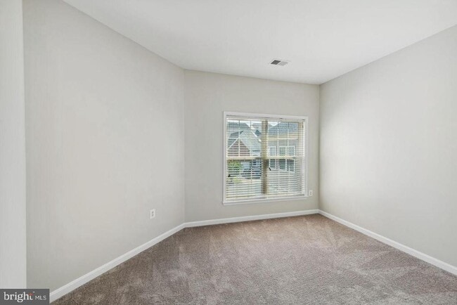 Building Photo - 9050 Galvin Ln