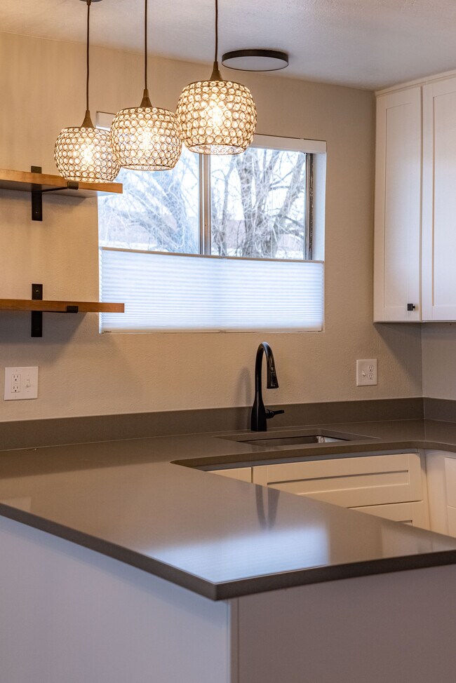 Building Photo - 269 S Montgomery St