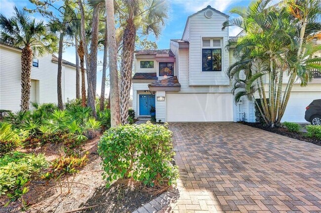 Building Photo - 27131 Oakwood Lake Dr