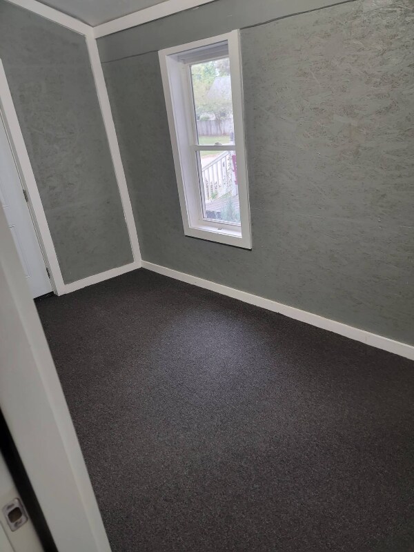 Building Photo - 362 E Hill St