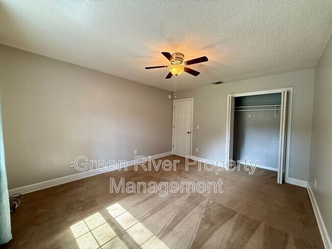 Building Photo - 12955 Julington Ridge Dr E
