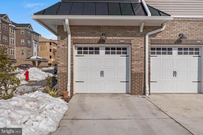 Building Photo - 13210 Petrel St