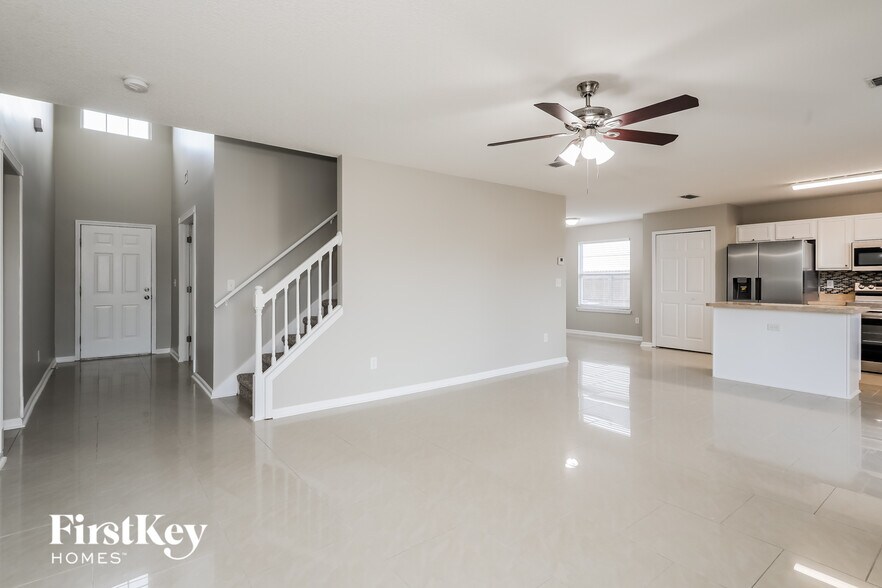 Building Photo - 1240 Loquat Ct