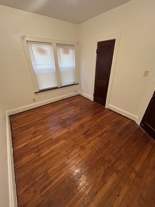 Building Photo - 1128-1130 E 168th Street