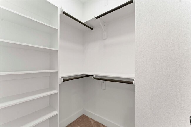 Building Photo - 9227 Ashville Dr
