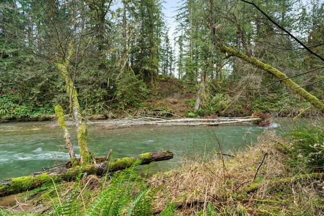 Building Photo - 117 Benthein Rd