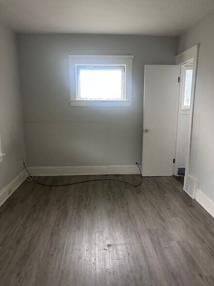 Building Photo - 13414 Ferris Ave
