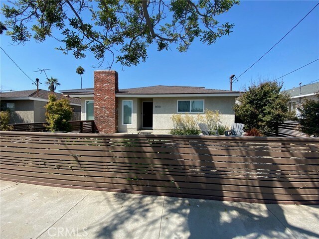 Building Photo - 16313 St Andrews Pl