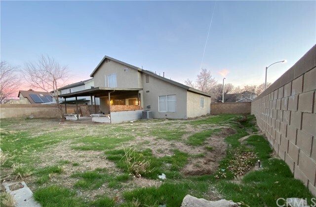 Building Photo - 1553 Arnica Ln
