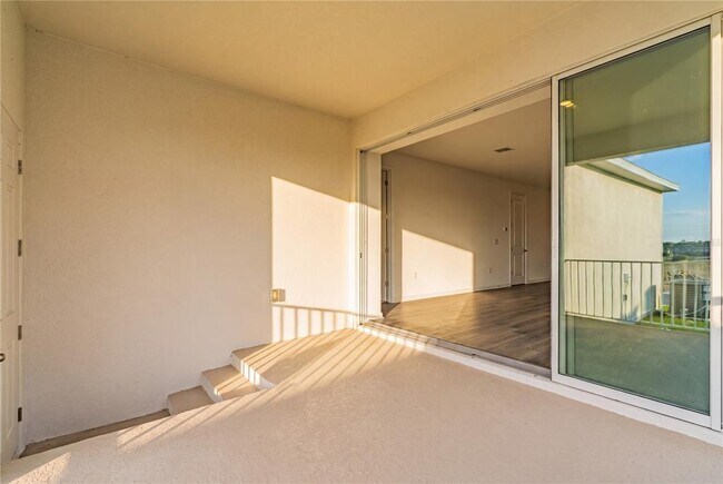 Building Photo - 17049 Haggerty Hollow Dr