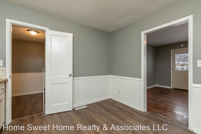 Building Photo - 2 br, 1 bath House - 1411 W Calhoun