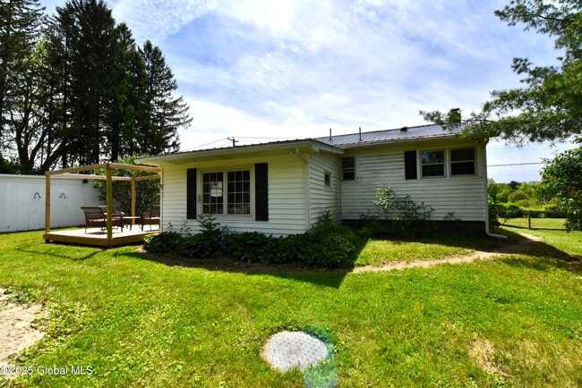 Building Photo - 48 Jenkins Rd