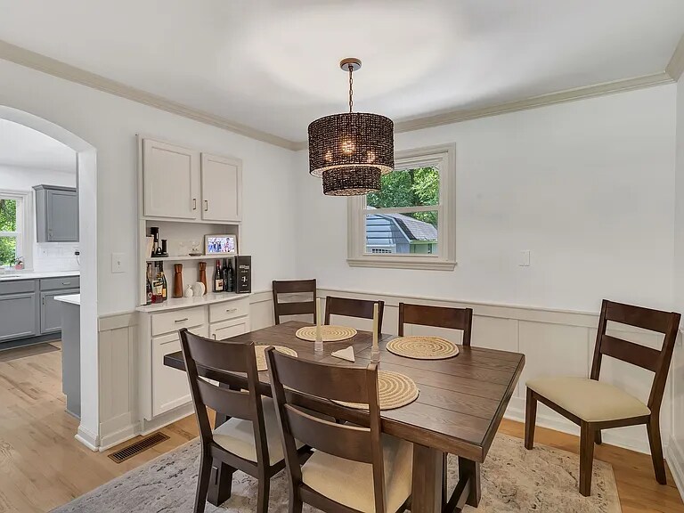 Building Photo - 457 Ewing Ln