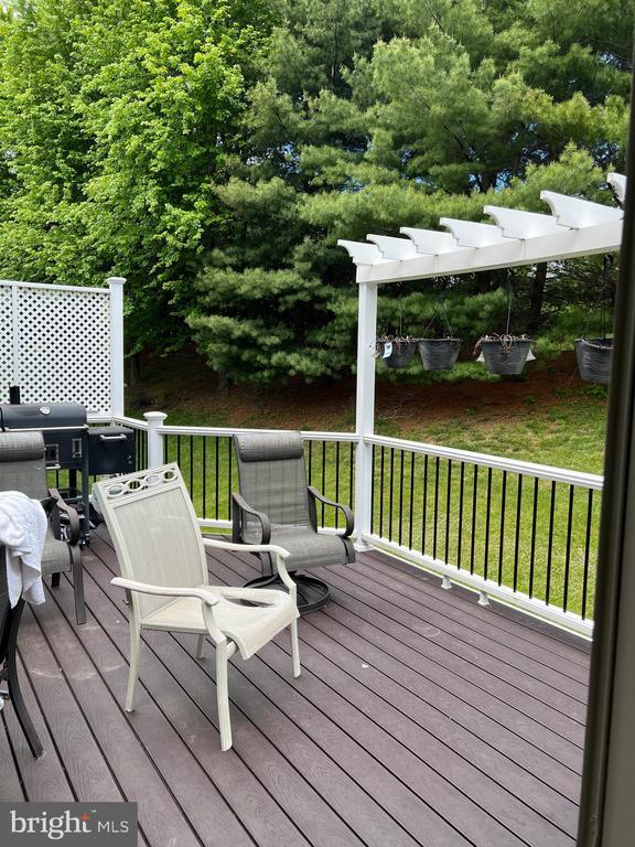 Building Photo - 3911 Arbor Crest Way