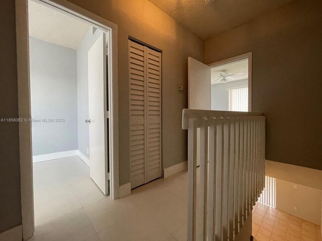 Building Photo - 48 Whitehead Cir