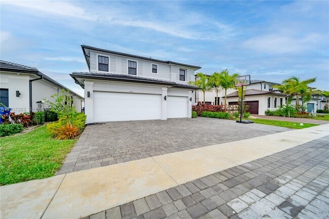 Building Photo - 4416 SW 174th Ave