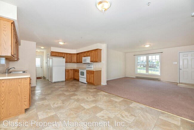 Building Photo - 3 br, 2 bath House - 4424B Valley View Road