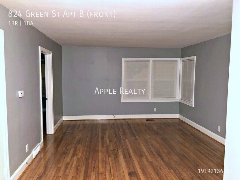 Building Photo - 824 Greene St