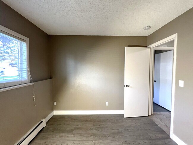 Building Photo - Modern Comfort and Convenience—2BR Condo