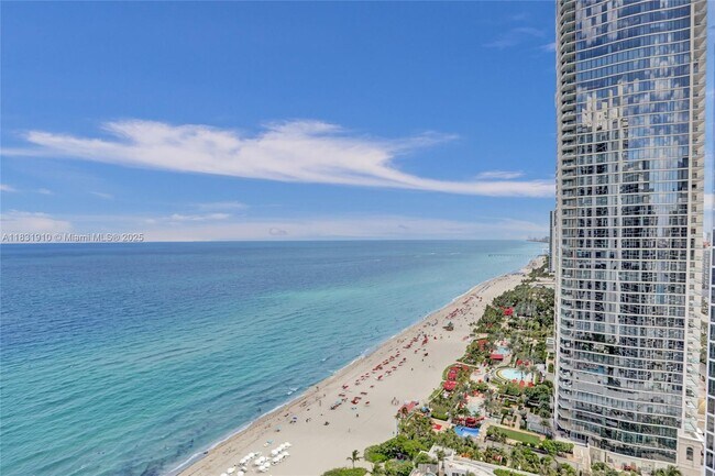 Building Photo - 18101 Collins Ave