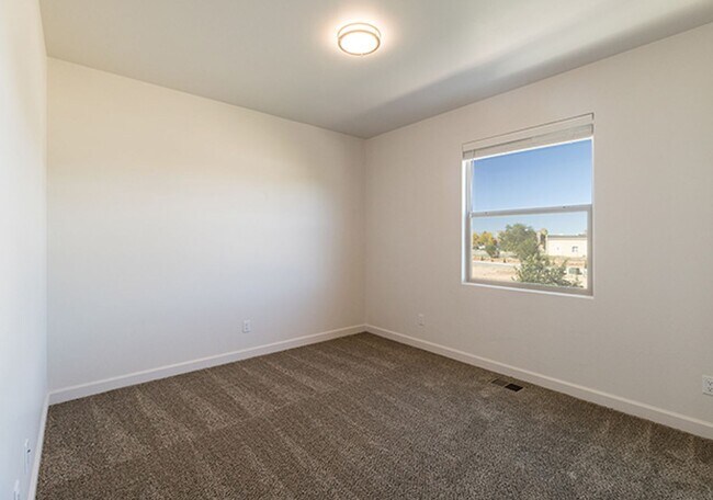 Building Photo - Cerro Del Norte NEW CONSTRUCTION IN SANTA FE