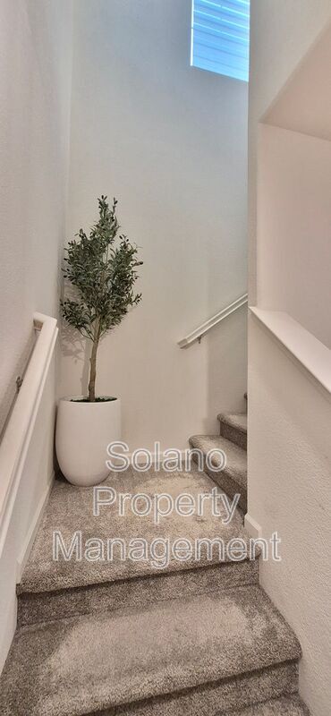 Building Photo - 2397 Sheldon Dr