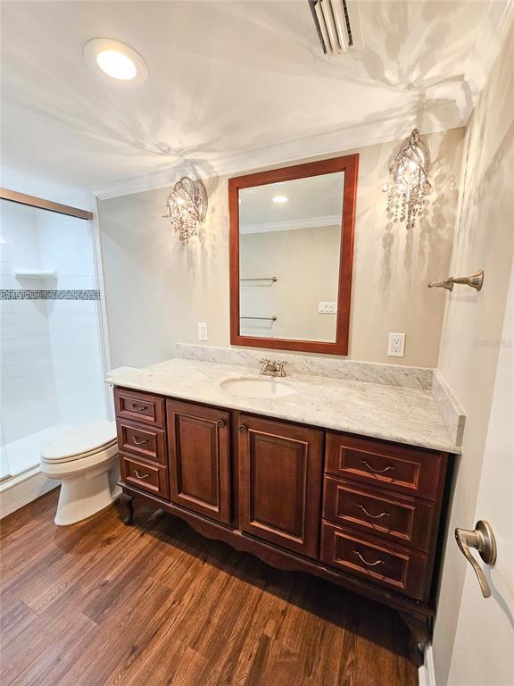 Building Photo - 6020 Shore Blvd S