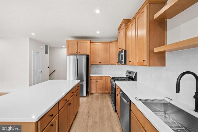 Building Photo - 21843 Beckhorn Sta Ter