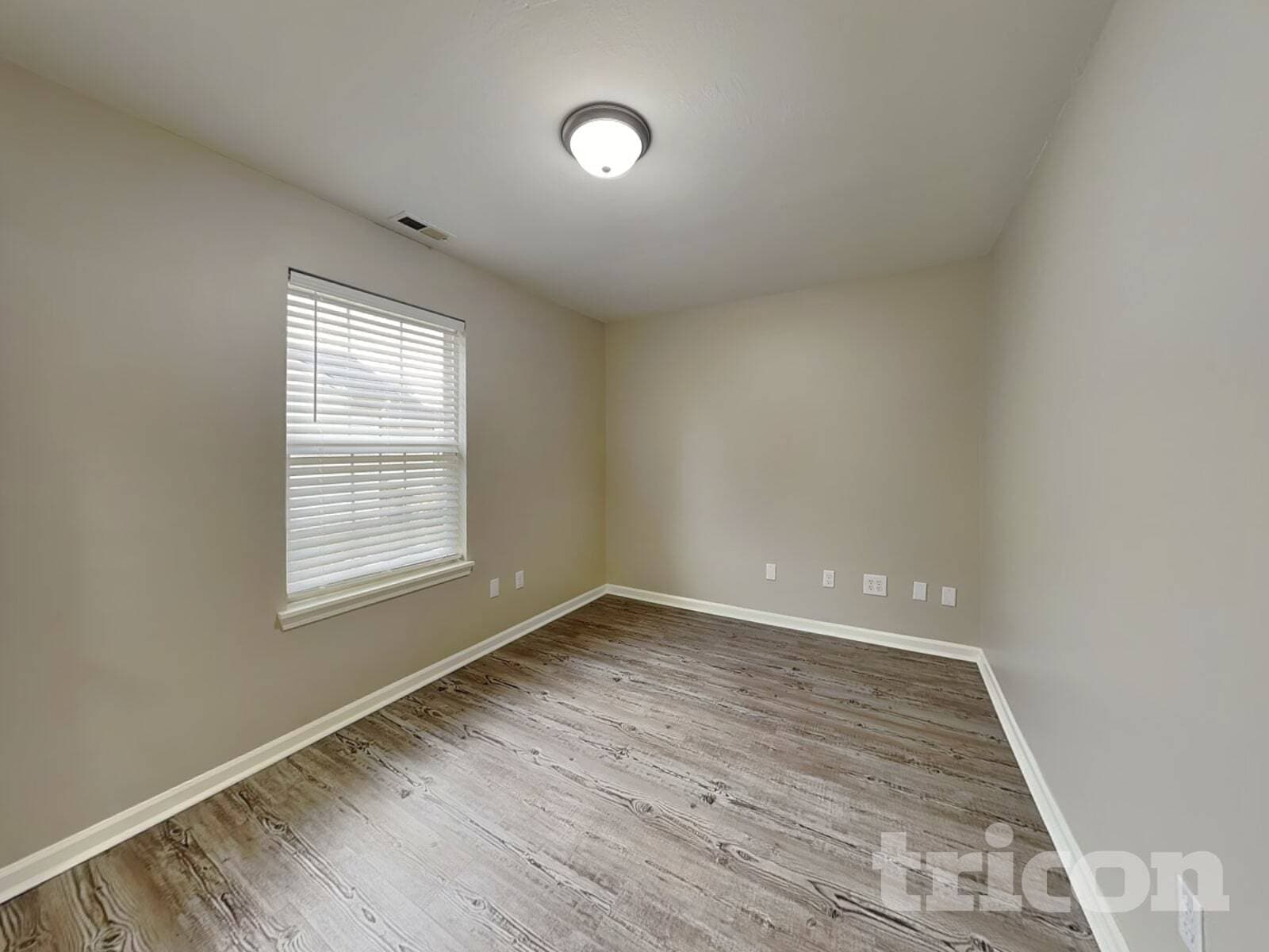 Building Photo - 1730 E Fork Dr