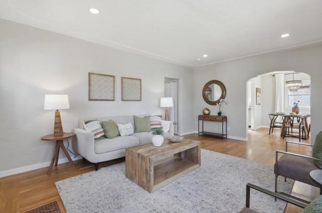 Building Photo - 536 S Frances St