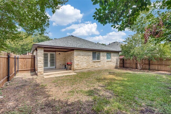 Building Photo - 1723 Rosenborough Ln S