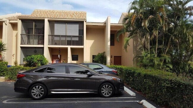 Building Photo - 9101 NW 38th Dr