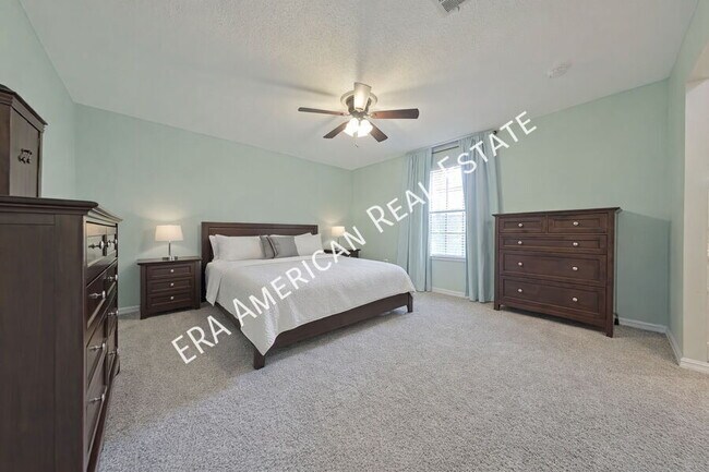 Building Photo - 608 Manor Ct