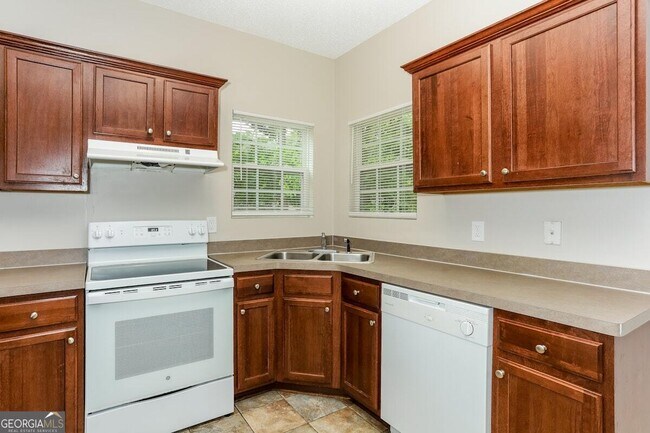 Building Photo - 154 Mineral Springs Ln