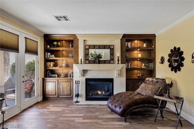Building Photo - 724 Pinnacle Heights