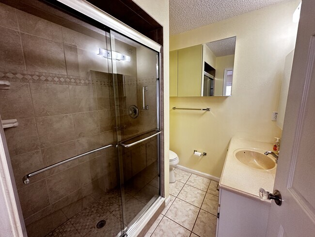 Building Photo - 2158 NW 50th Ave