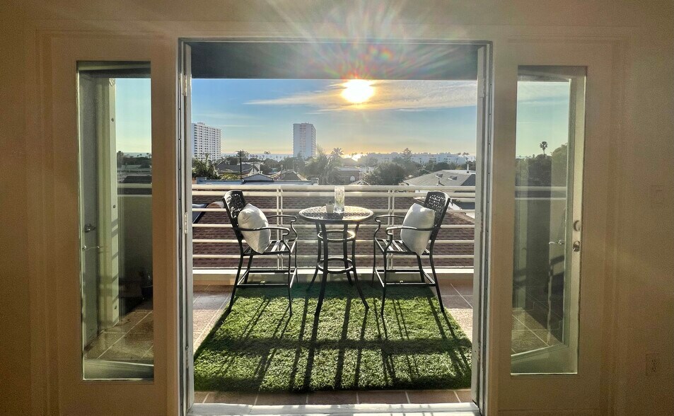 Building Photo - 311 Hill St