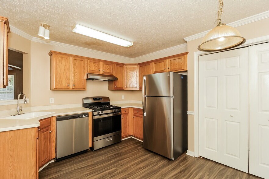 Building Photo - 111 Ridgecrest Dr