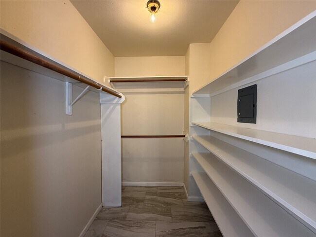 Building Photo - 2350 Bering Dr