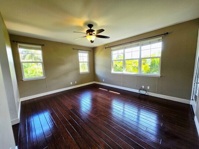 Building Photo - 206 Kuli Puu St