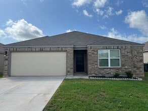 Building Photo - Wonderul 4/2 Single Story in White Wing, NBTX